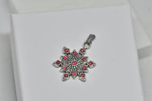 Load image into Gallery viewer, Schneeflocke Anhänger mit SWAROVSKI ELEMENTS pink crystal ab Schneekönigin