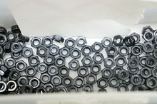 Load image into Gallery viewer, Premium M3 Acero Duro Tornillos para Coche RC - 10pc Métrico Botón Cabeza &