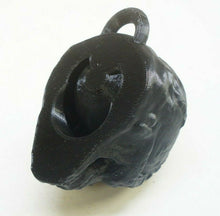Load image into Gallery viewer, Mayen Death Sifflet Crâne Noir ! Très Loud! Aztèque Fabriqué En USA Effrayant 3D