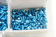 Load image into Gallery viewer, Premium M3 Bleu Aluminium Vis pour RC Voiture - 10pc Métrique Bouton Tête &