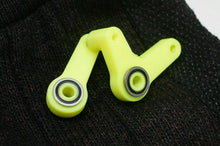 Load image into Gallery viewer, Actualización HD Rodamiento Dirección Estante - Equipo Asociados RC10 Oro Pan