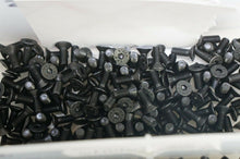 Load image into Gallery viewer, Premium M3 Acero Duro Tornillos para Coche RC - 10pc Métrico Botón Cabeza &