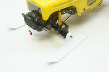 Load image into Gallery viewer, RC Car Skis 1/10 Scale Front Ski Attachment Crawler / Truck 12mm hex Snow WHITE