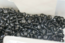 Load image into Gallery viewer, Premium M3 Acero Duro Tornillos para Coche RC - 10pc Métrico Botón Cabeza &