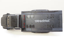 Load image into Gallery viewer, Dually / Single Fender Wheel Well w/ Mud Flaps For Traxxas TRX-6 Flatbed Hauler