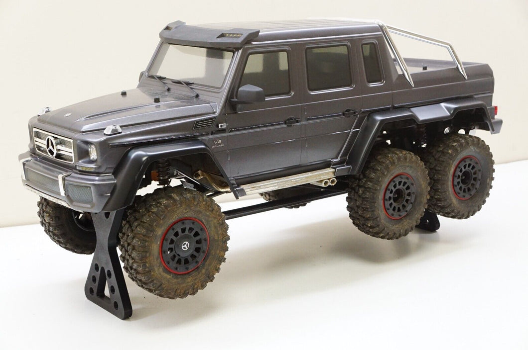 Carbon Fiber HD Display Stand for Traxxas TRX6 AMG G63 TRX-6 Lifted Work Bench