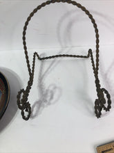 Load image into Gallery viewer, 1993 CURRIER &amp; IVES FACING THE ENEMY Firefighter / Fireman Plate - Museum of NY

