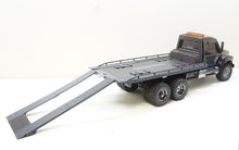 Load image into Gallery viewer, Functional Drive-Up Car Ramp Loading System For Traxxas TRX-6 Flatbed Hauler
