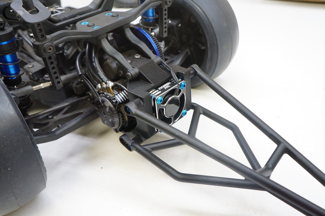 Associated DR10 Upgrade Slash Stinger Wheelie Bar Adapter + Cooling Fan Mount